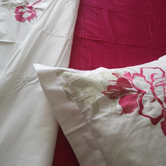 100% Cotton satin sheets set with satin embroidery - Picture 4 of 15